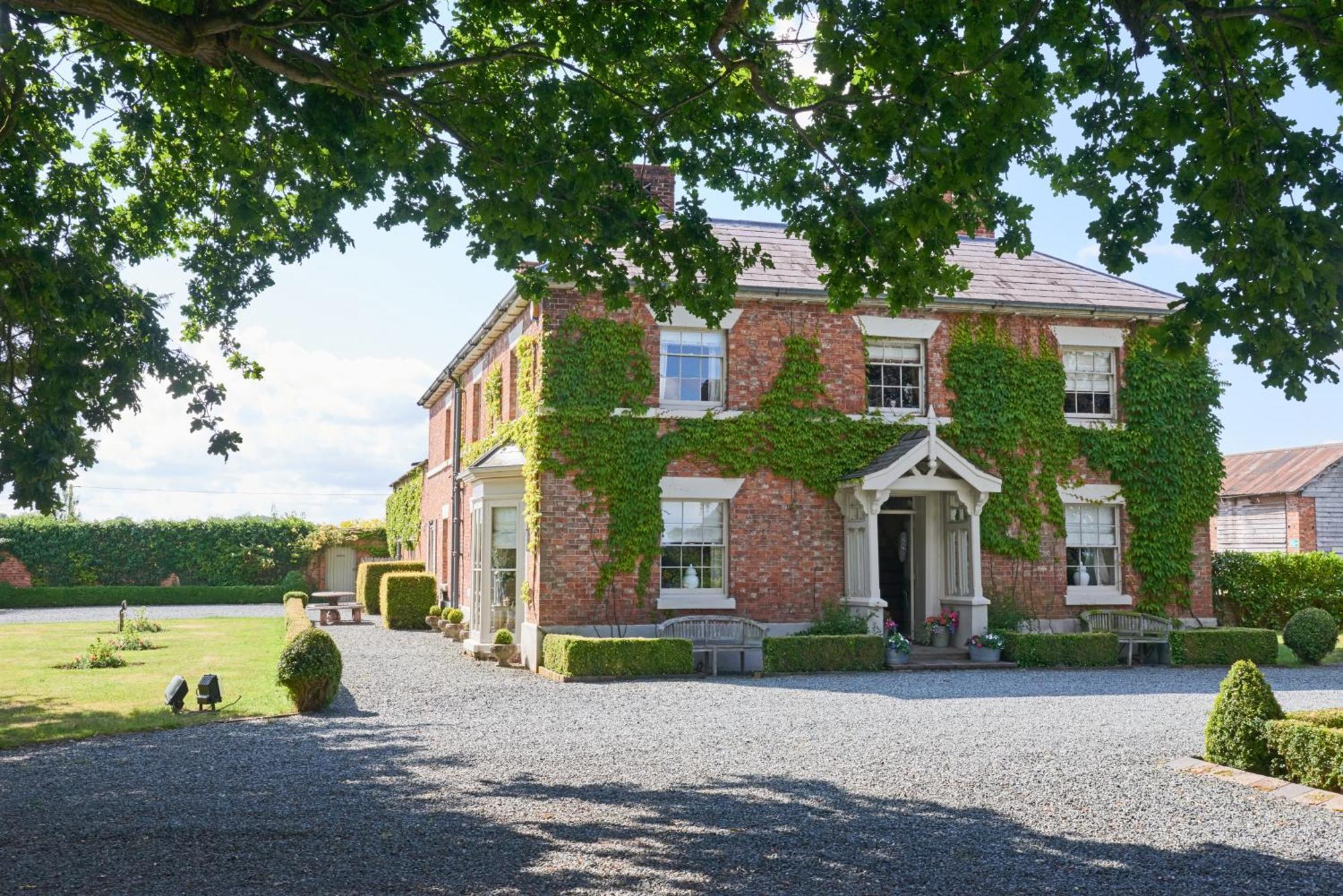 Willington Lodge Hanmer Exteriör bild